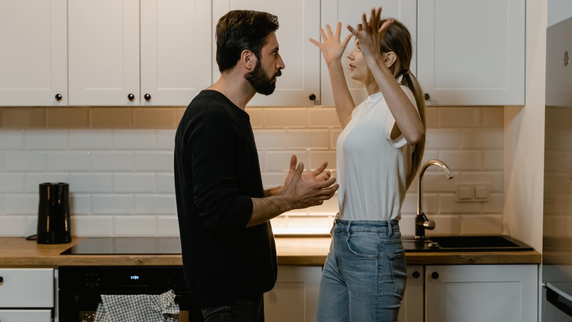Harmloser Flirt oder Affäre – ab wann geht man fremd?