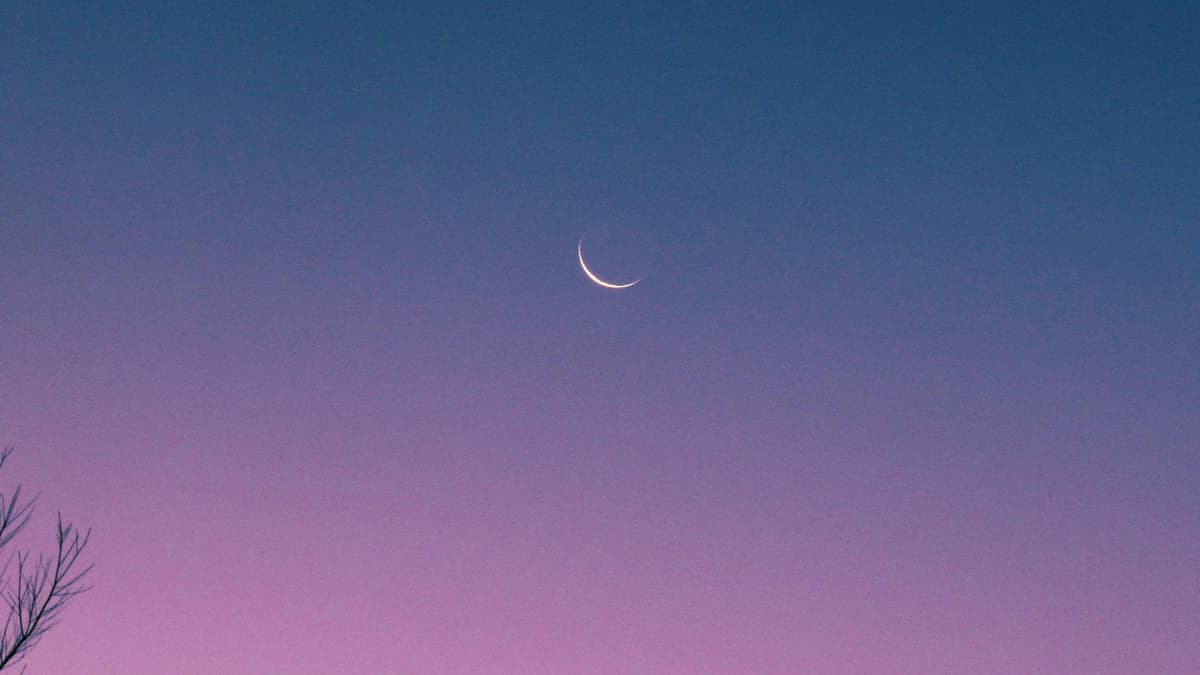 Abendhimmel mit Mond