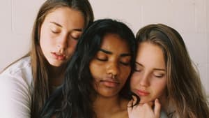 3 Frauen schlafen