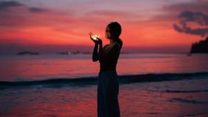 Frau im Sonnenuntergang.