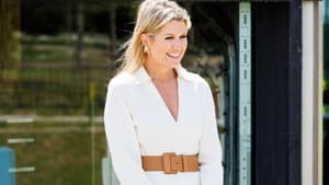 Maxima der Niederlande trägt weißes Kleid