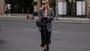 Frau in einem Blazer