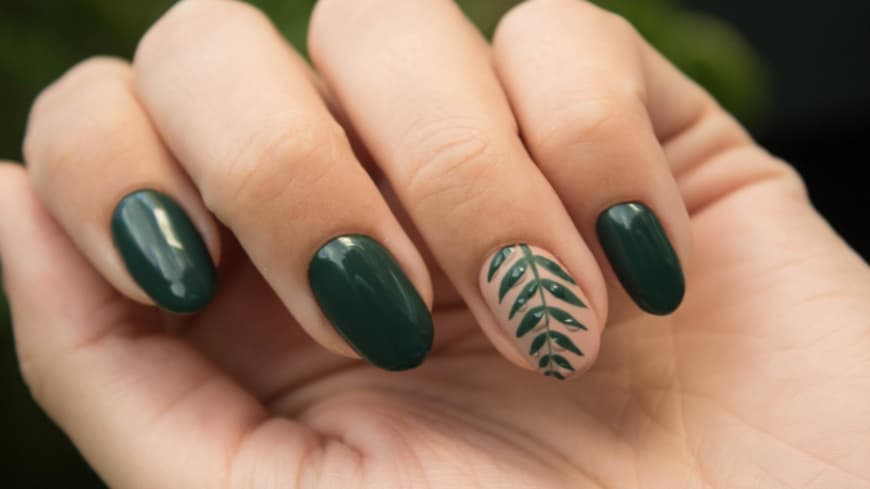 Nagellack grün