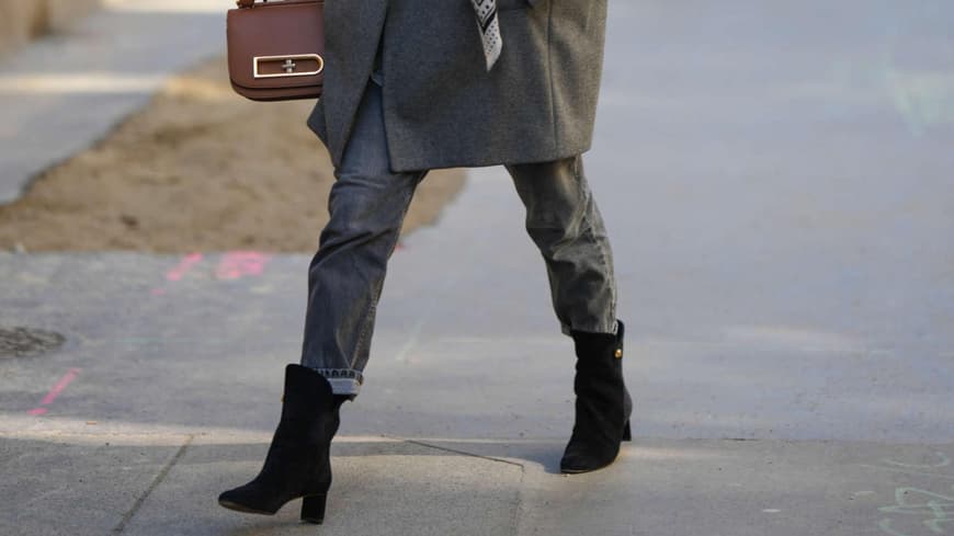 Frau Outfit grau