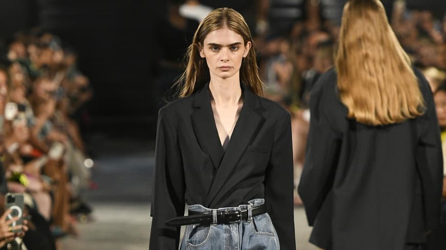 Tibi Spring Summer 2023 Laufsteg Jeans