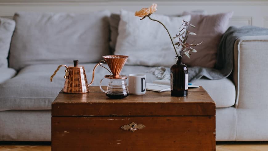 Auch eine Truhe hat das Zeug zum Couchtisch