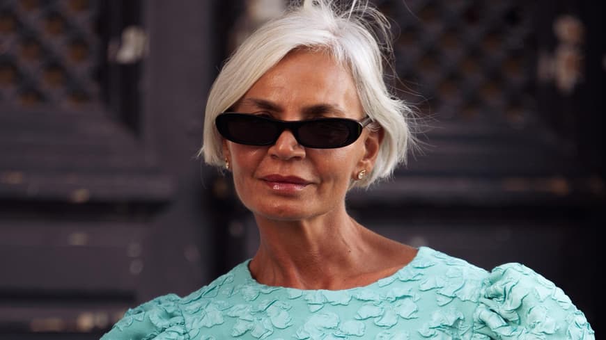 Grece Ghanem Copenhagen Fashion Week im mintgrünen Kleid mit auffälligen Ärmeln