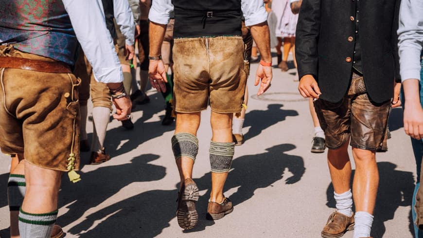 Männer in Lederhosen