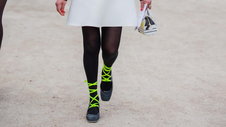 Grece Ghanem mit Strumpfhose