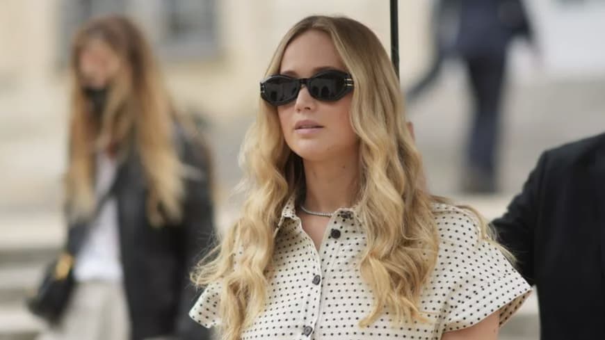 Jennifer Lawrence auf der Dior Modenschau