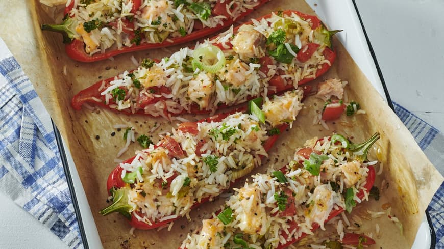 Gefüllte Spitzpaprika mit Lachs