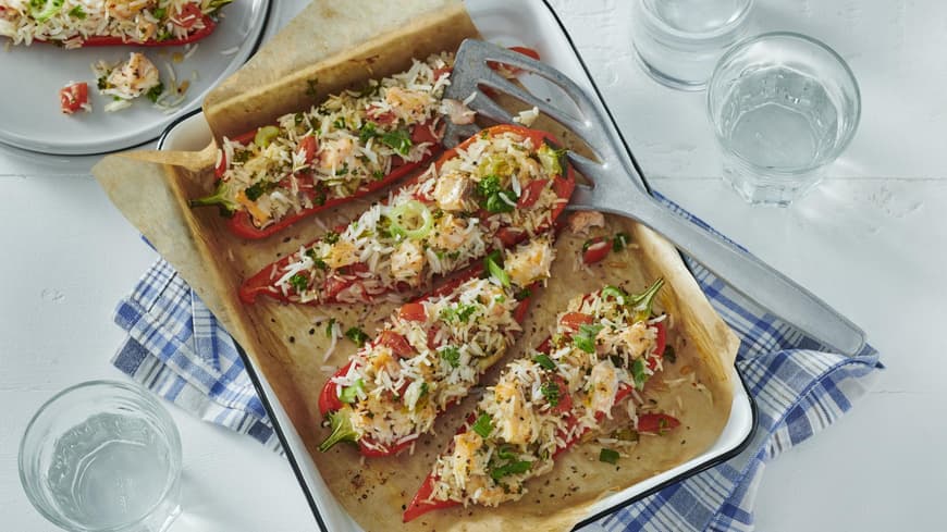 Gefüllte Spitzpaprika mit Lachs
