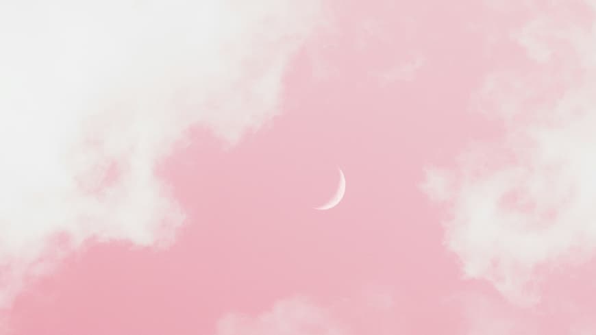 Pinker Mondhimmel