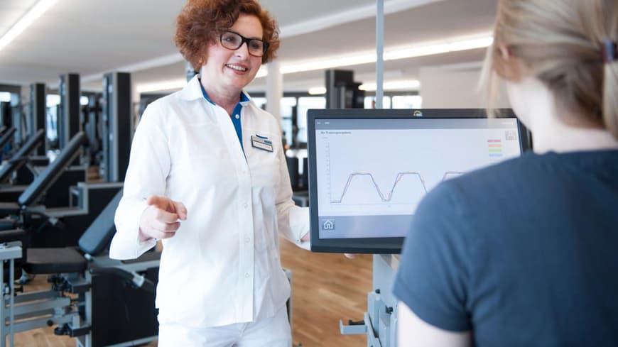 Frau Dr. Kiesing