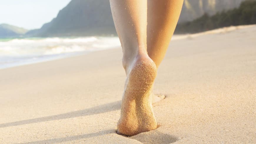 Zu Fuß am Strand