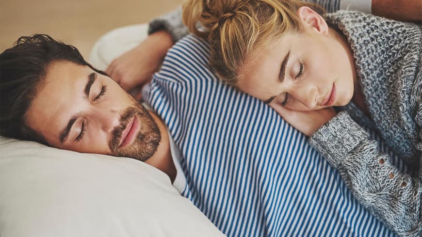 Müssen Paare im Doppelbett schlafen?