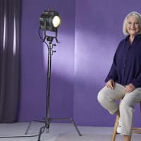 Schauspielerin Yvonne Gallo geht offen mit ihrer Blasenschwäche um.