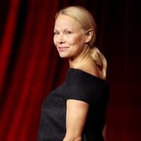 Pamela Anderson ist ein Vorbild für viele Frauen. Pamela Anderson