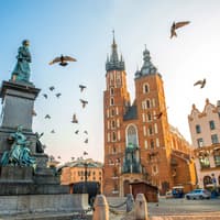 Wir verraten dir, welches die 5 schönsten Altstädte weltweit sind – laut Ranking. Altstadt Krakau in Polen
