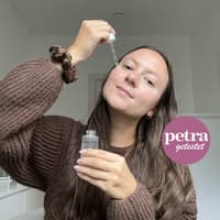 Ob sich die luxuriösen Hautpflegeprodukte von Dr. Barbara Sturm lohnen? Das findet petra.de-Redakteurin Silva Oldenburg heraus. petra.de-Redakteurin Silva Oldenburg testet Produkte von Dr. Barbara Sturm