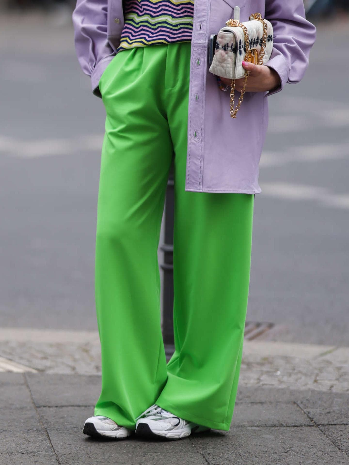 Sneaker grüne Hose