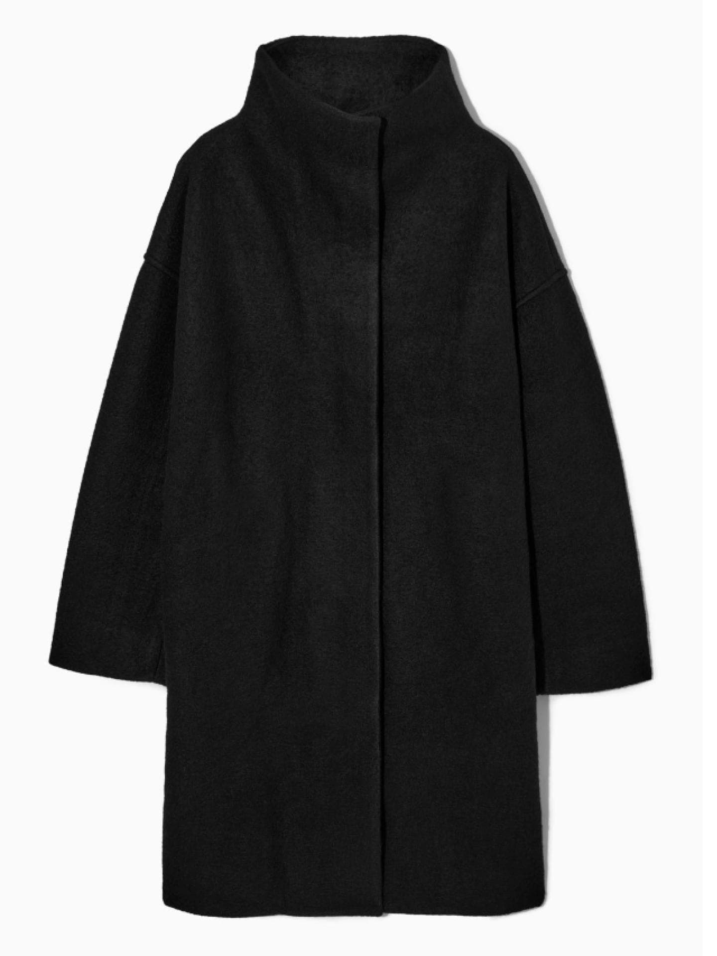 Schwarzer Oversize Mantel