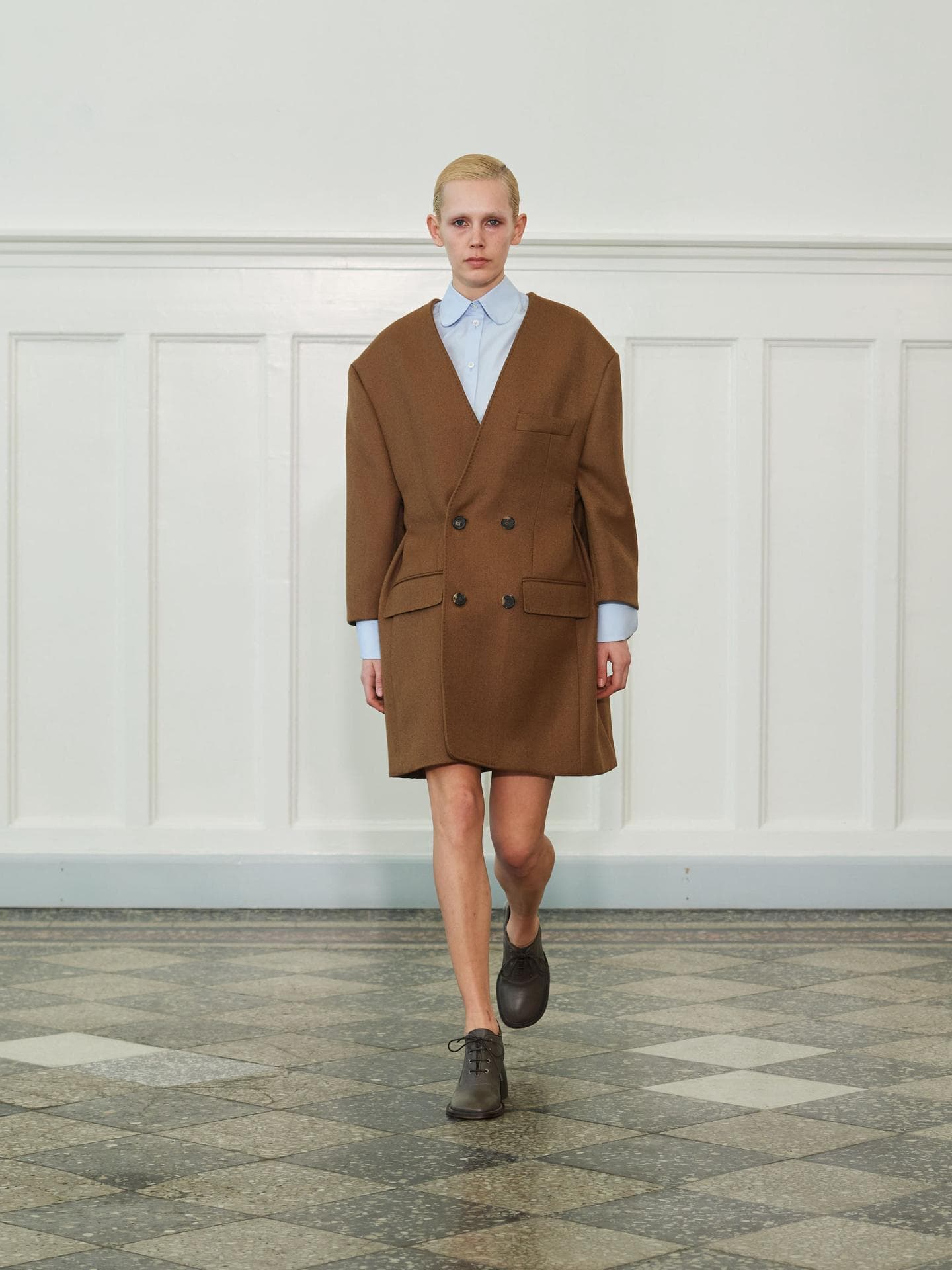 Mark Kenly Domino Tan AW23 Runway
