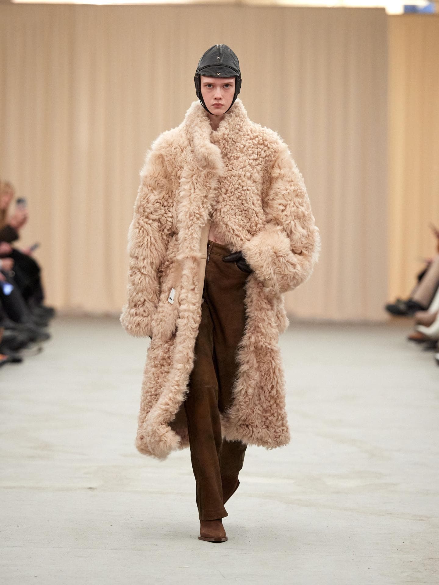 Remain AW23 Runway 