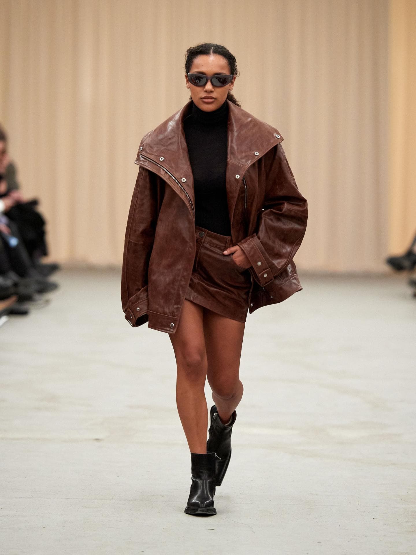 Remain AW23 Runway 