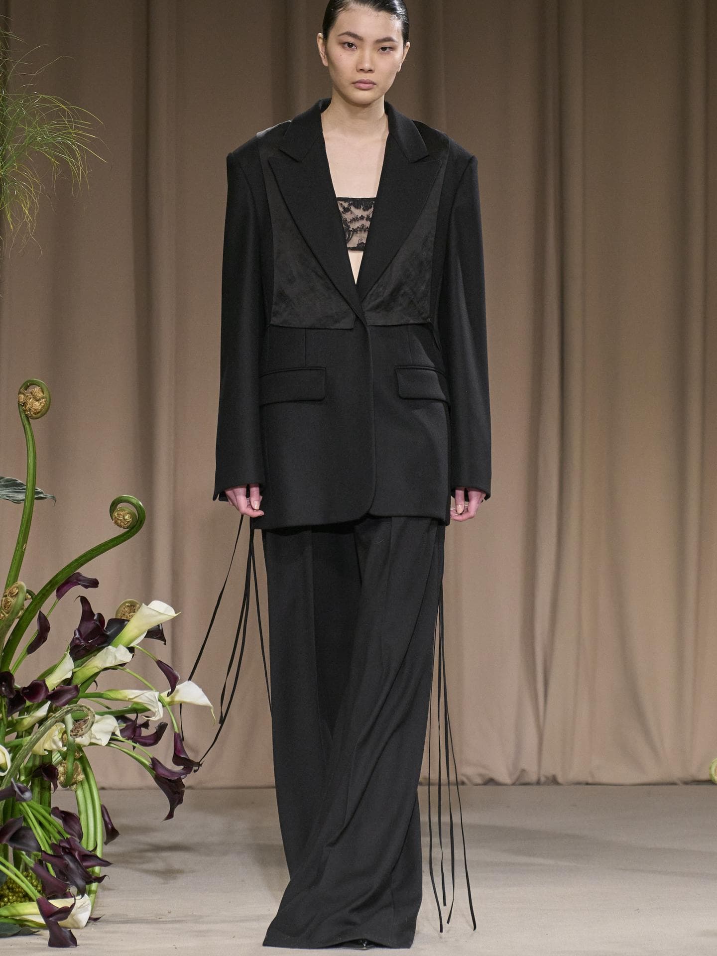 Jason Wu Fall Winter 2023 Runway
