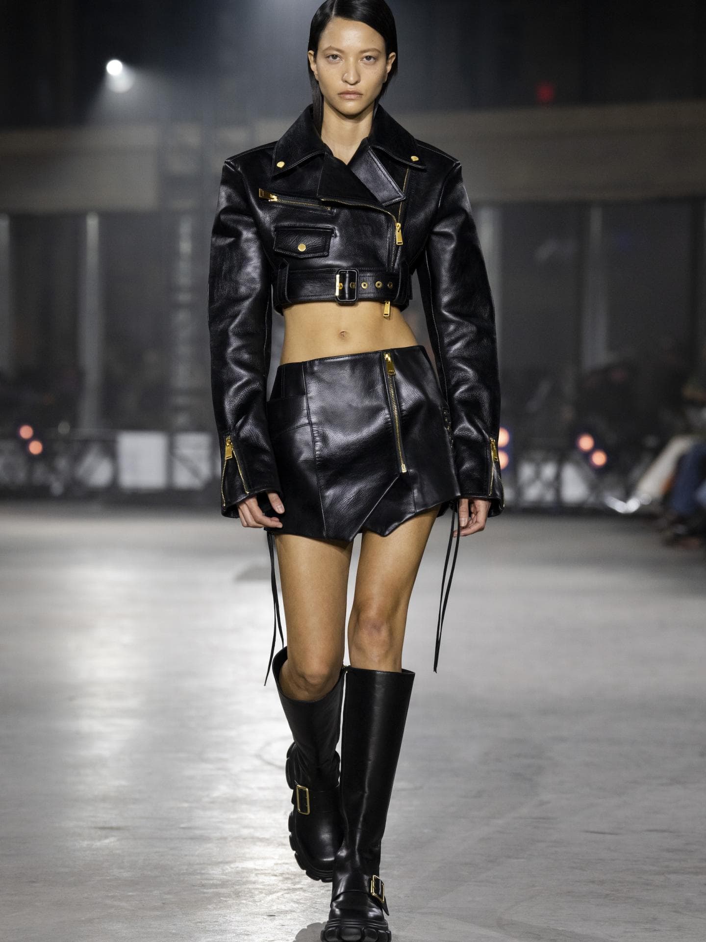 Simkhai Herbst Winter 2023 Runway