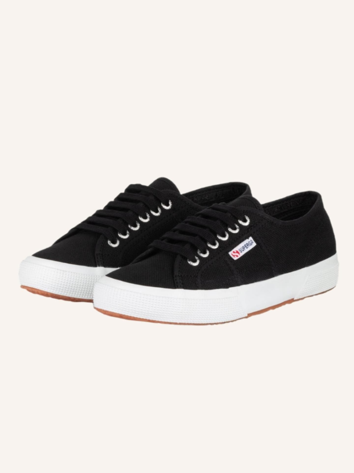 Sneaker von Superga