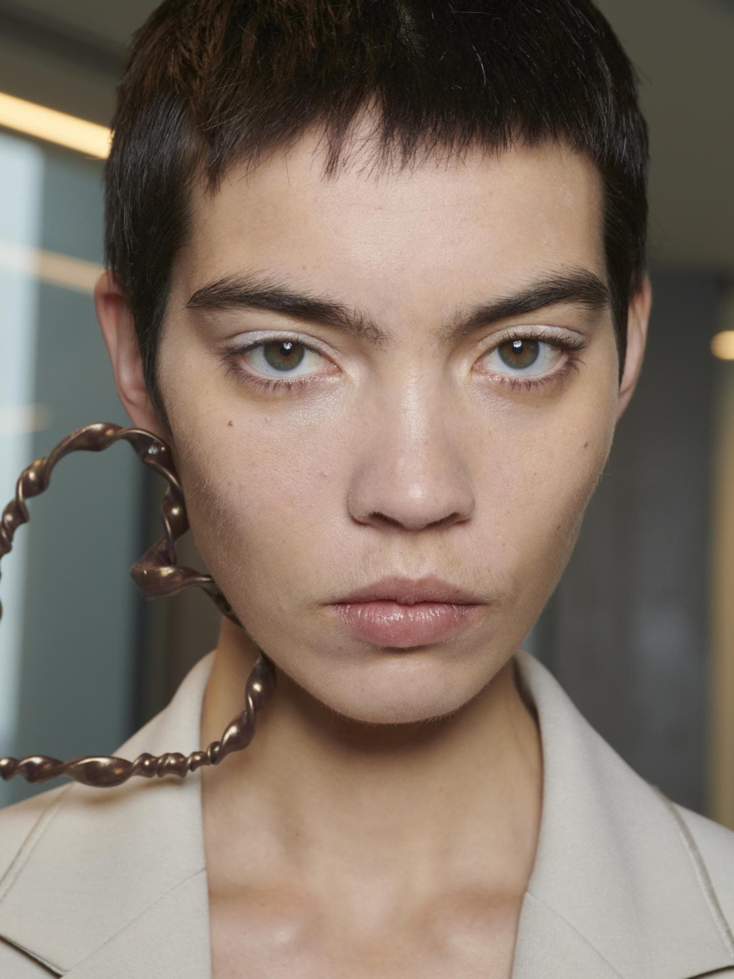 Yuzefi Herbst Winter 2023 Beauty 