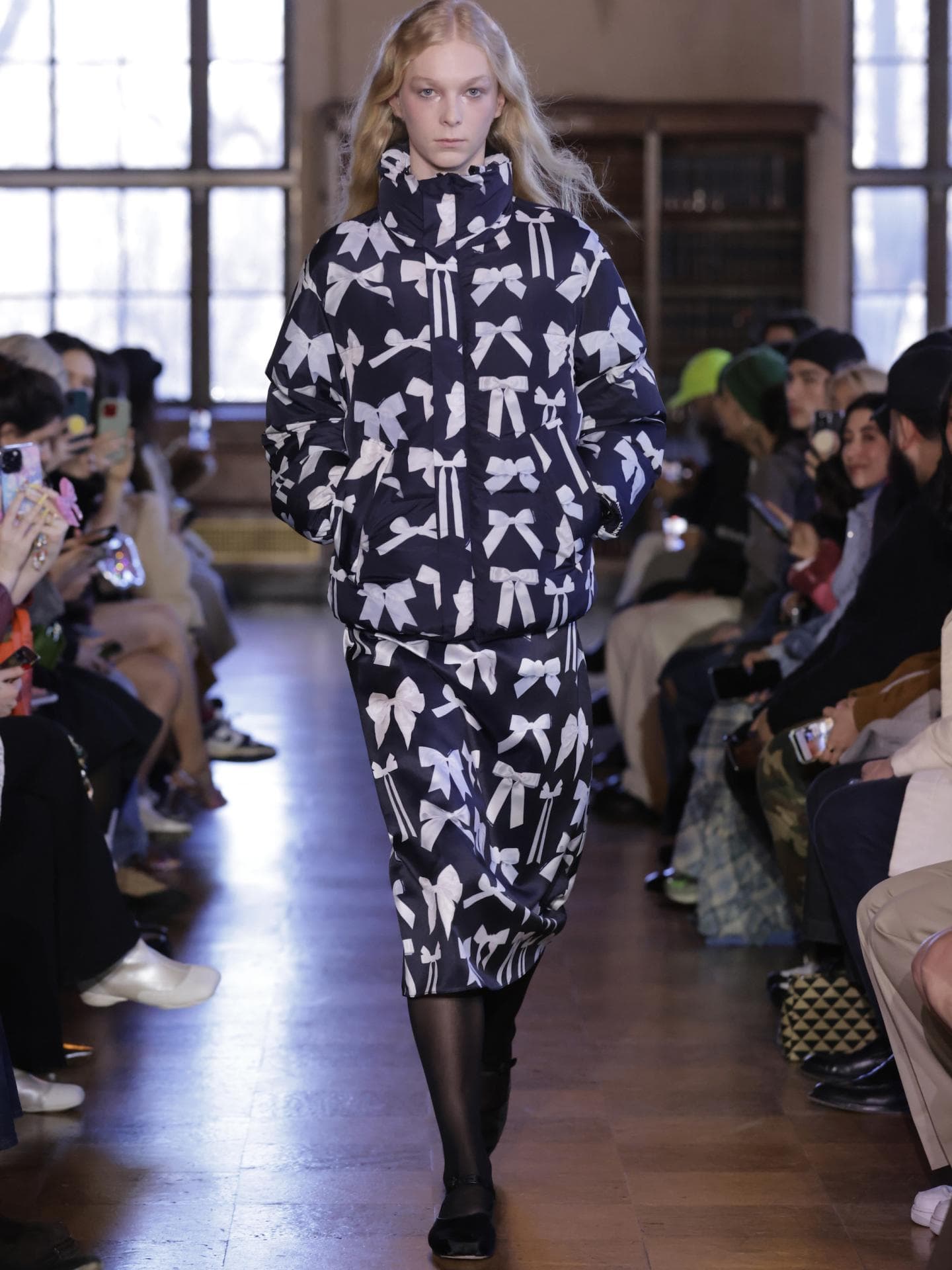 Sandy Liang Herbst Winter 2023 Runway