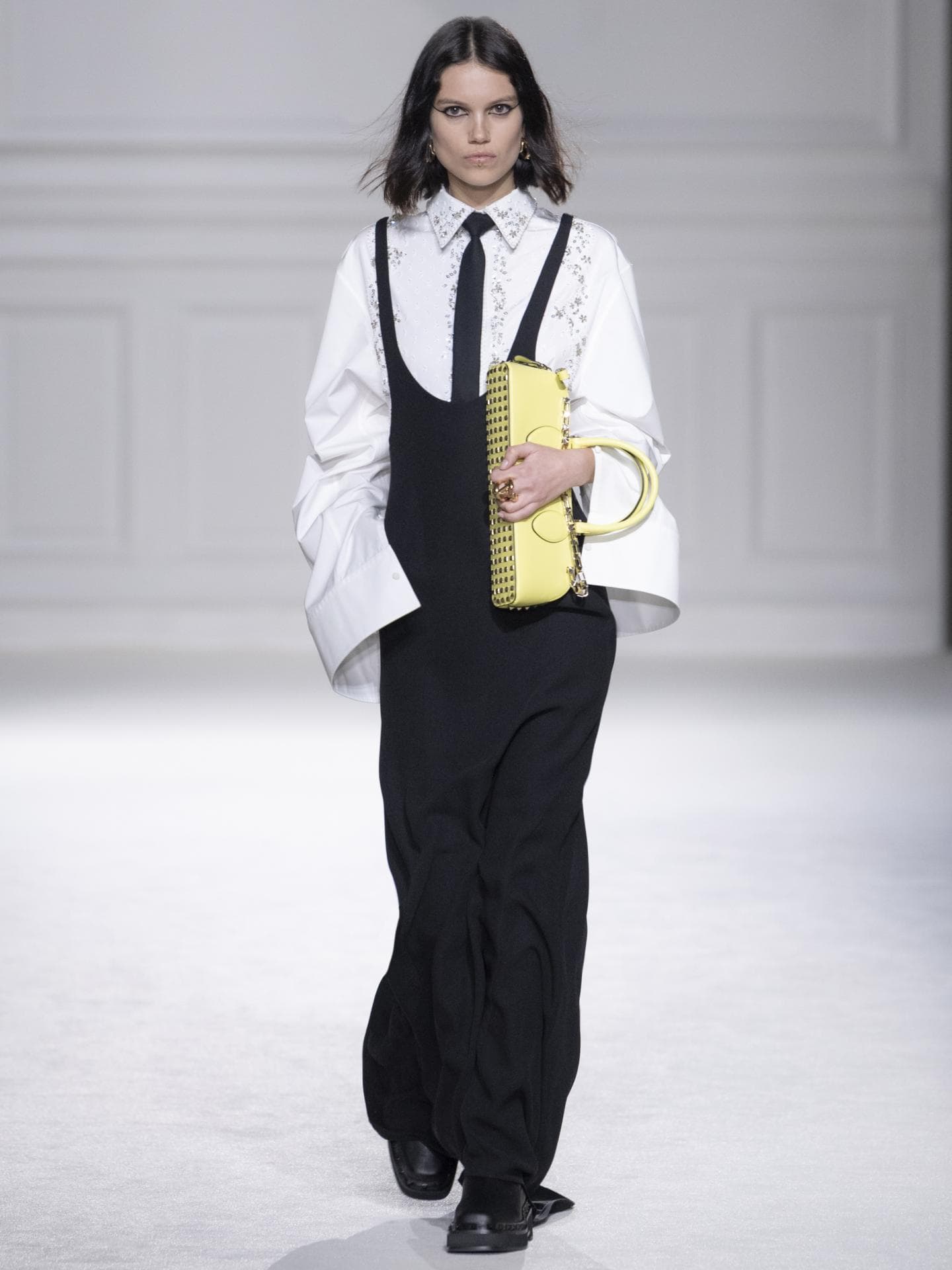 Valentino Herbst Winter 2023 Runway