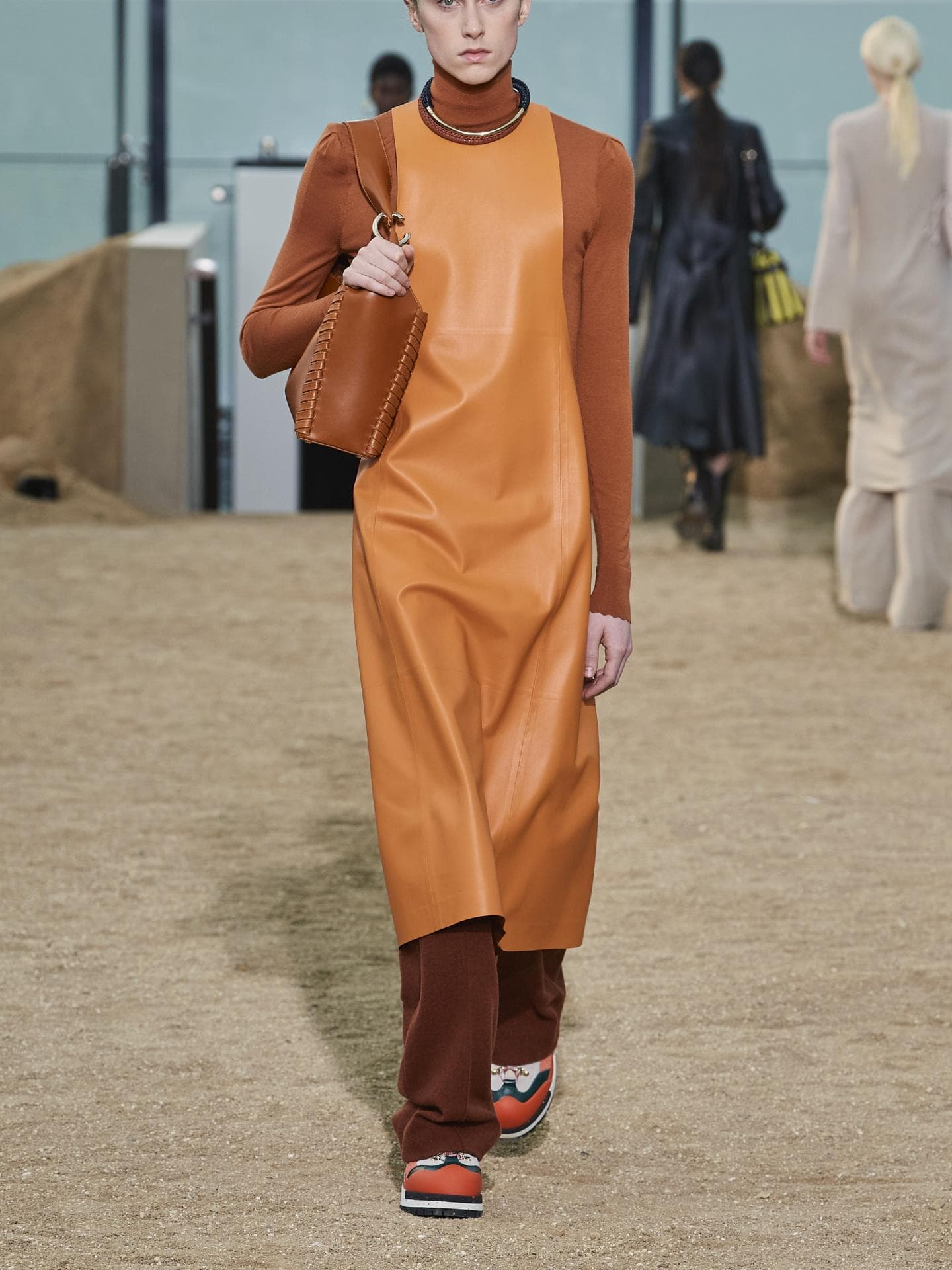 Kleid Rock Hose Runway Herbst Winter 2023