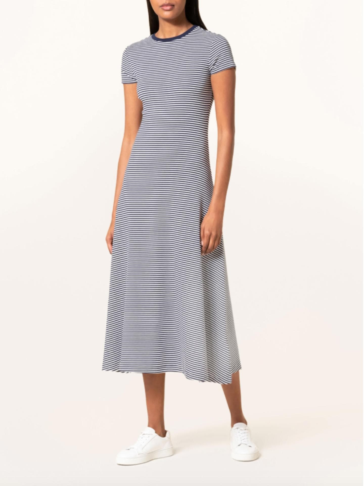 Gestreiftes Midi-Kleid