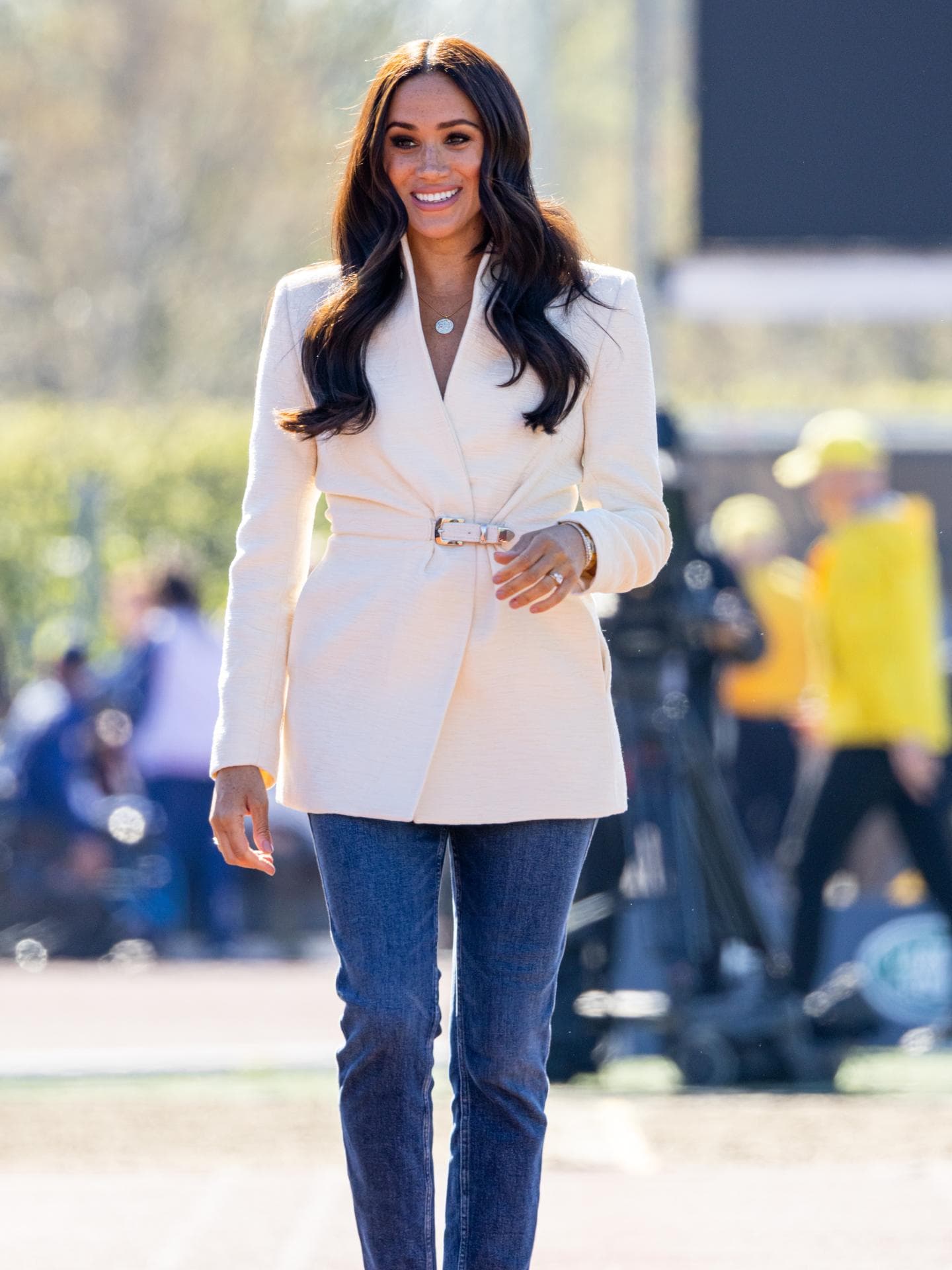 Meghan Markle in beigem Blazer