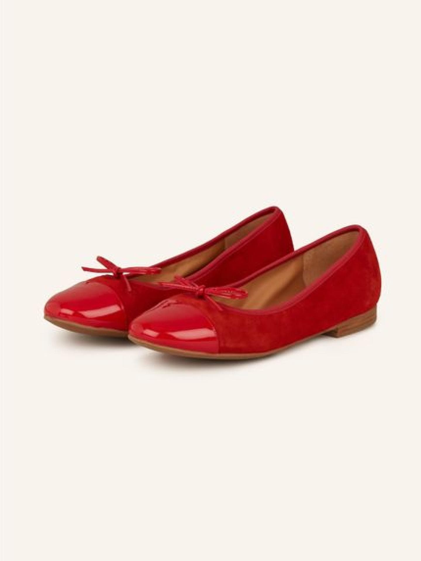 Ballerinas in Rot