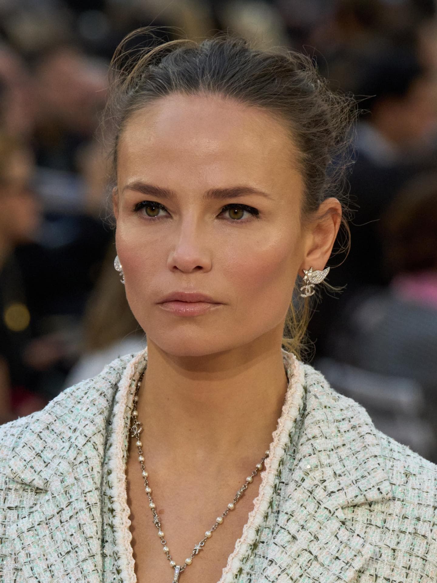 Model bei der Chanel Show Frühling/Sommer 2025
