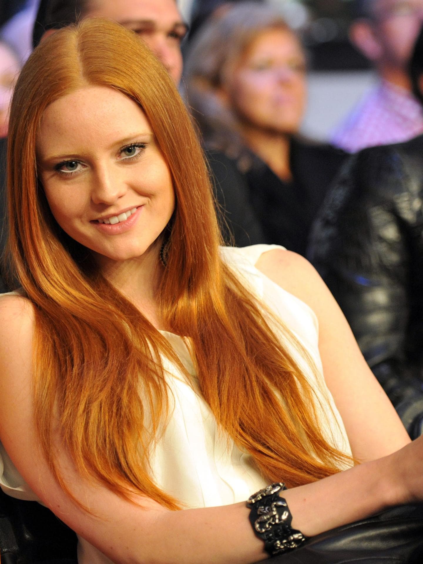 Barbara Meier mit roten Haare