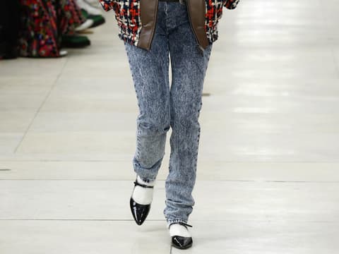 Ballerinas, die perfekt zur Skinny Jeans passen Miu Miu Fall 2018 Runway