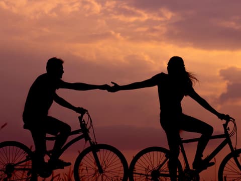 Fahrrad fahren in der Dämmerung