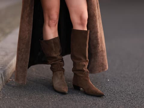 Frau mit Slouchy Boots