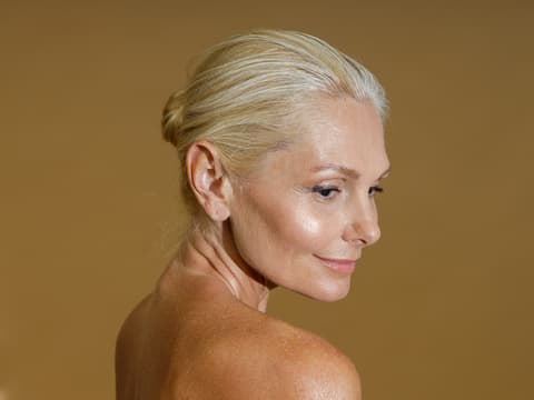 Frau mit glowy Haut