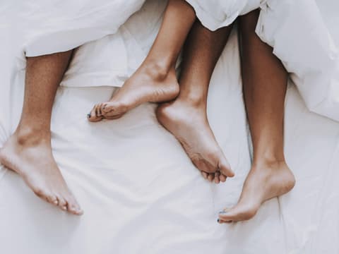 Pärchen im Bett
