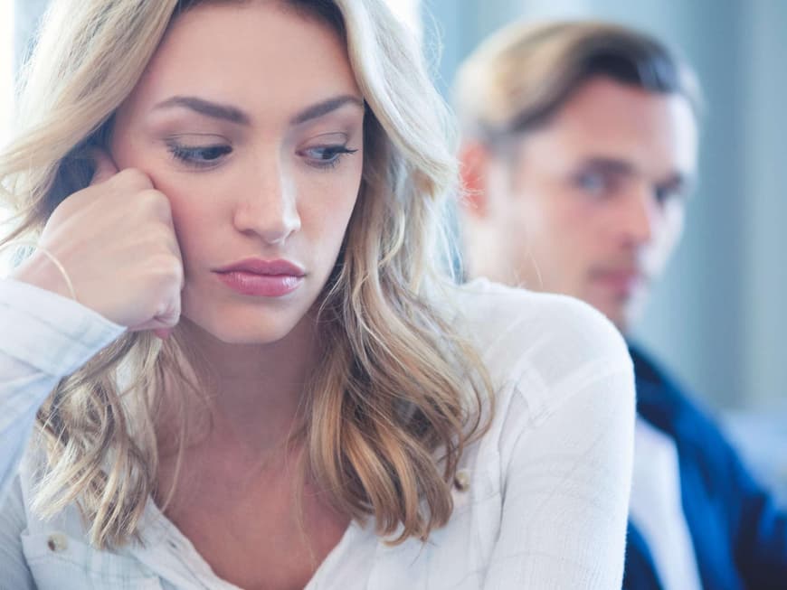 Frau und Mann Stress