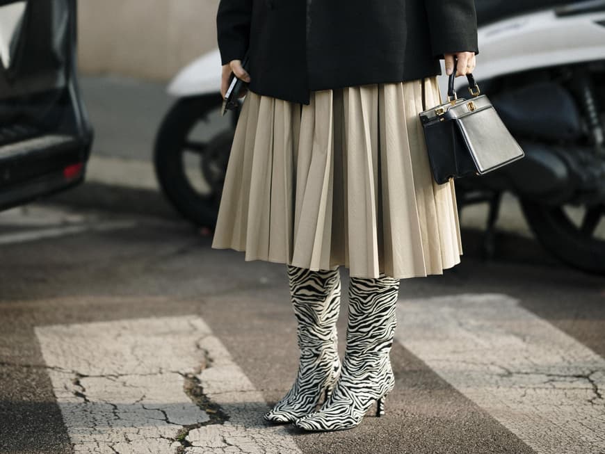 Streetstyle: Stiefel und Rock