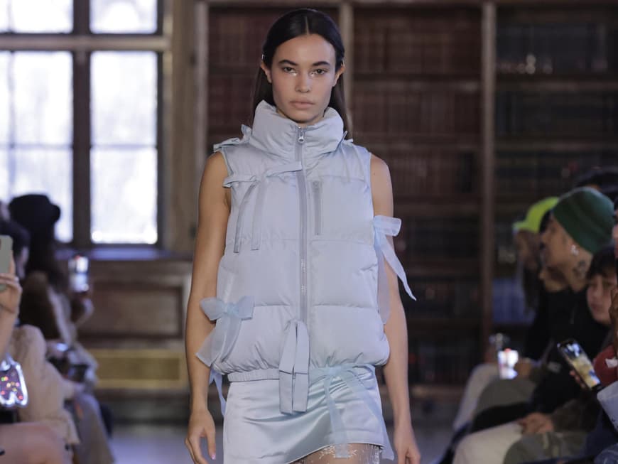 Sandy Liang Herbst Winter 2023 Runway
