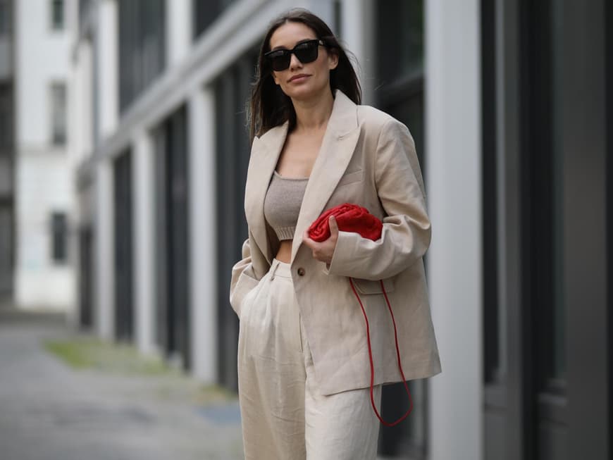Streetstyle mit Hosenanzug aus Leinen
